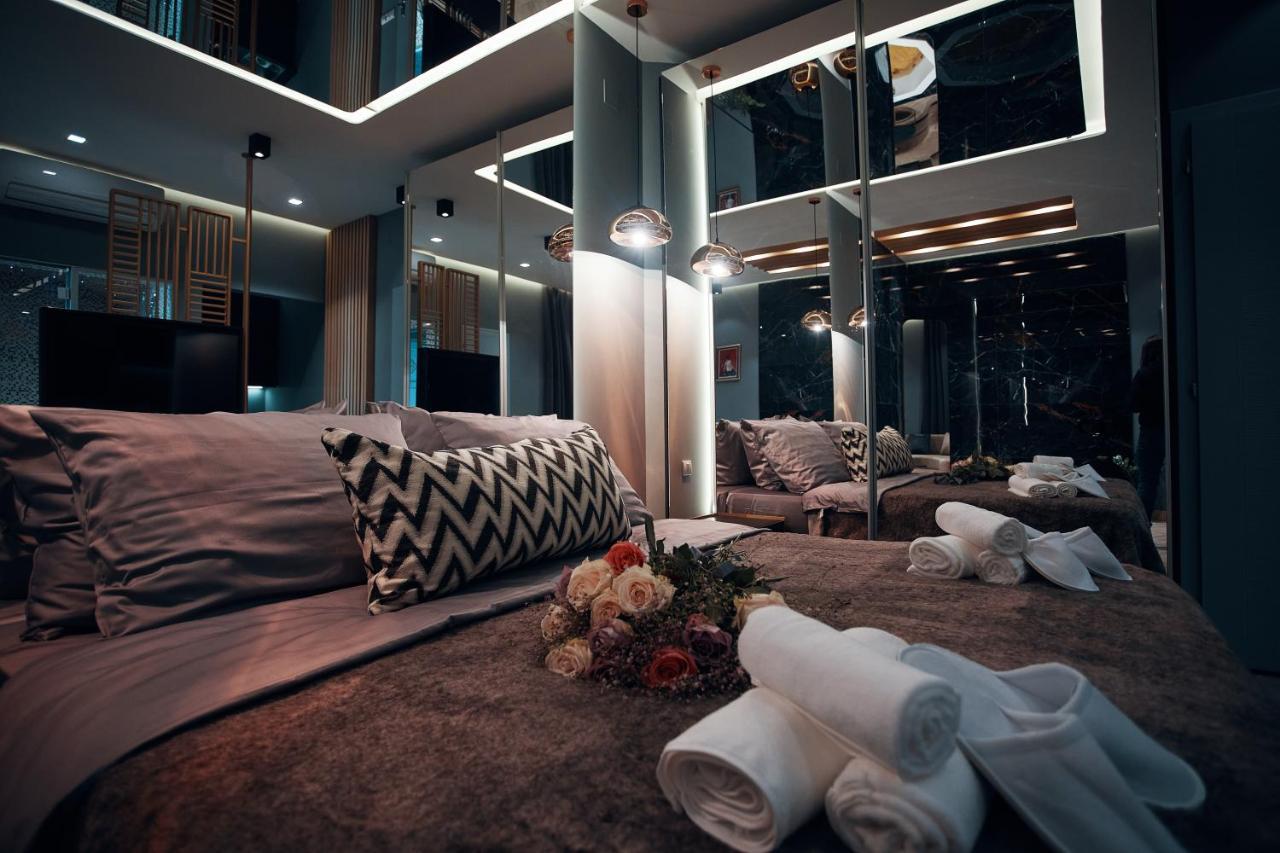Monza Mirror Apartment Kikinda Exterior foto
